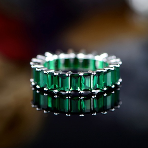 STERLING SILVER EMERALD CUT - Picture 2 of 2